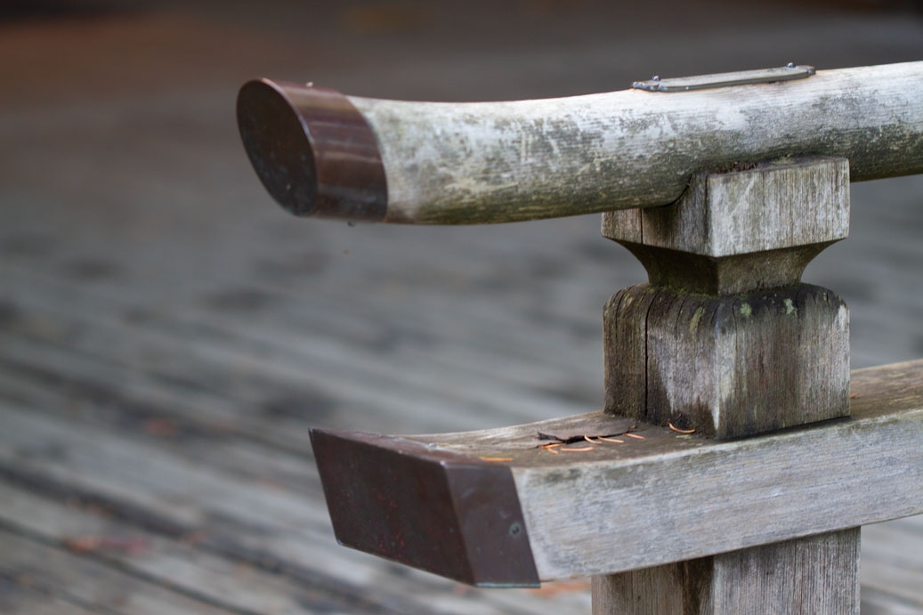 Japanese-style decorative fence